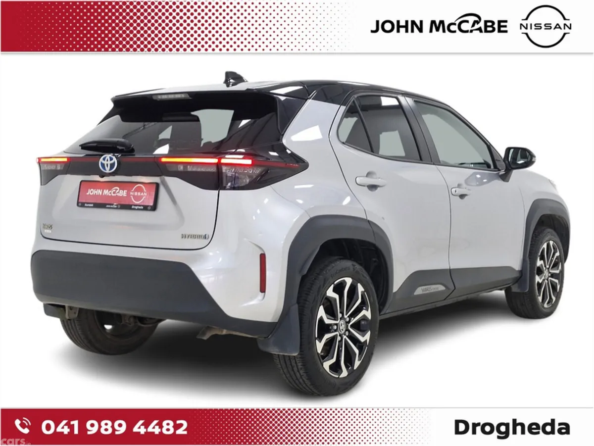 Toyota Yaris Cross Hatchback, Petrol Hybrid, 2023, Grey