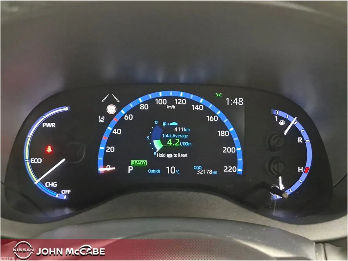 Toyota Yaris Cross Hatchback, Petrol Hybrid, 2023, Grey
