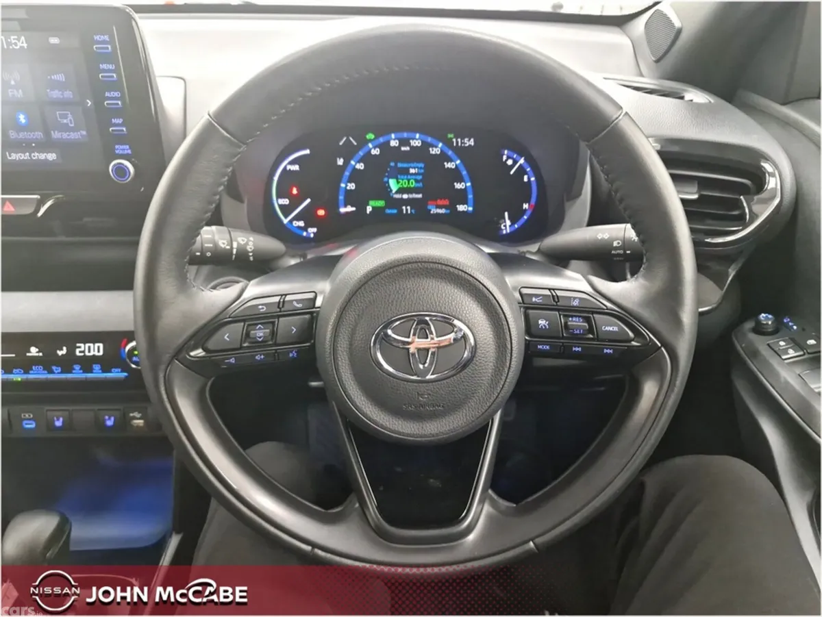 Toyota Yaris Cross Hatchback, Petrol Hybrid, 2023, Black
