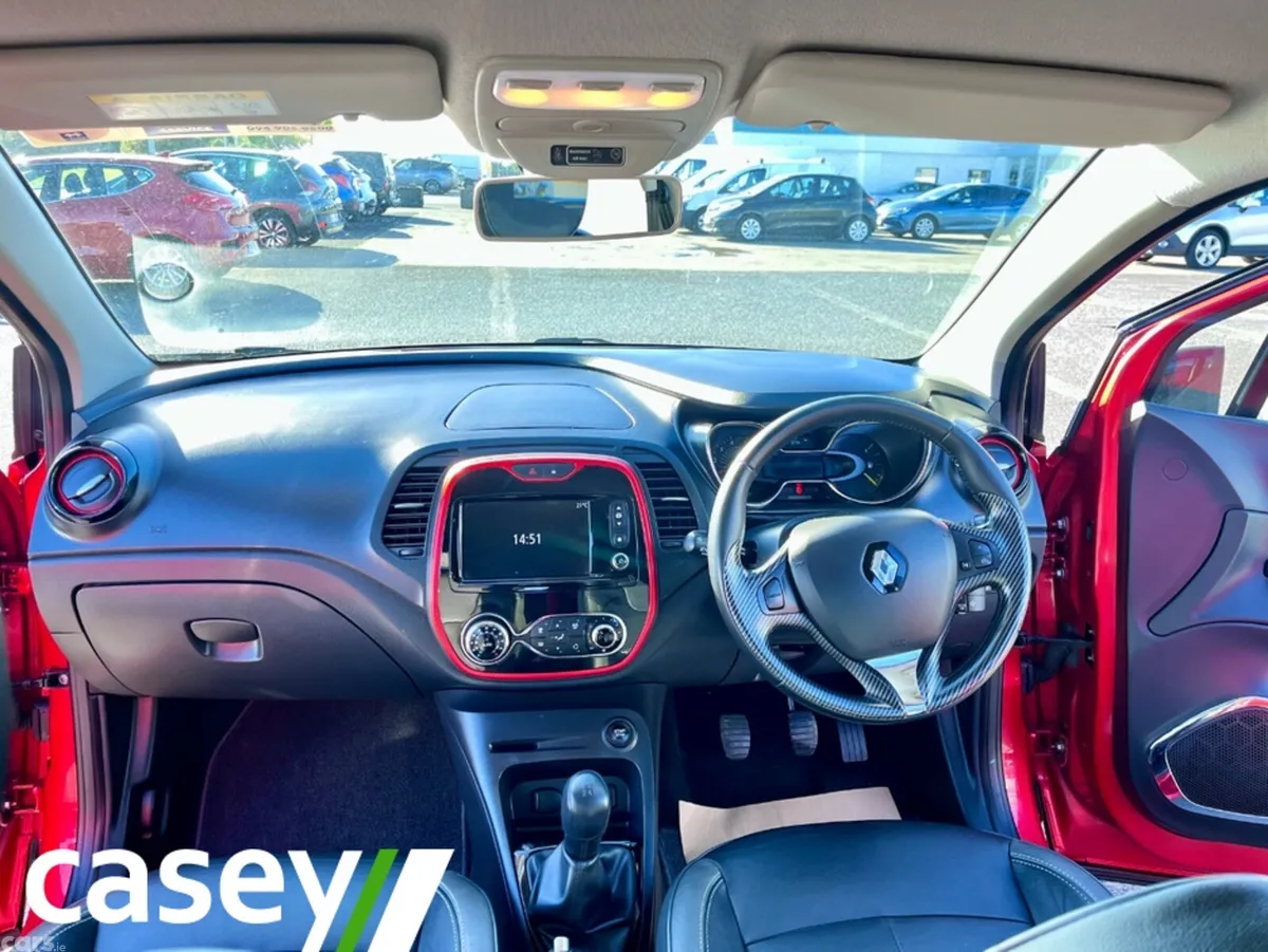 Renault Captur Hatchback, Diesel, 2016, Red
