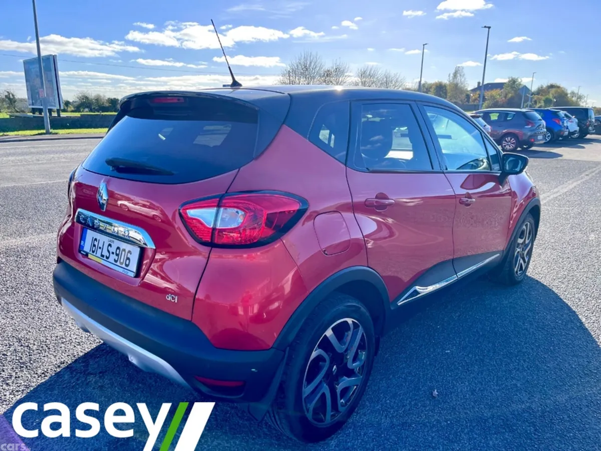 Renault Captur Hatchback, Diesel, 2016, Red
