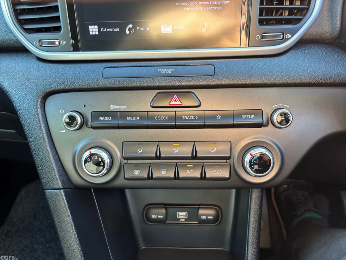 Kia Sportage MPV, Diesel Hybrid, 2021, Black