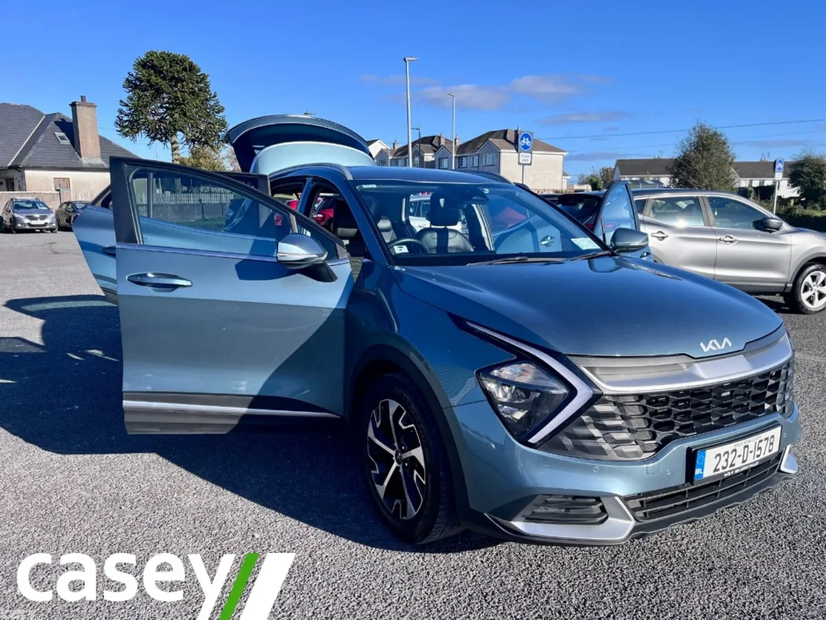 Kia Sportage MPV, Diesel, 2023, Grey