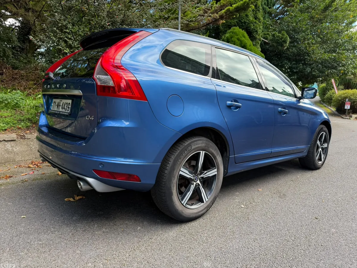 Volvo XC60 SUV, Diesel, 2017, Blue