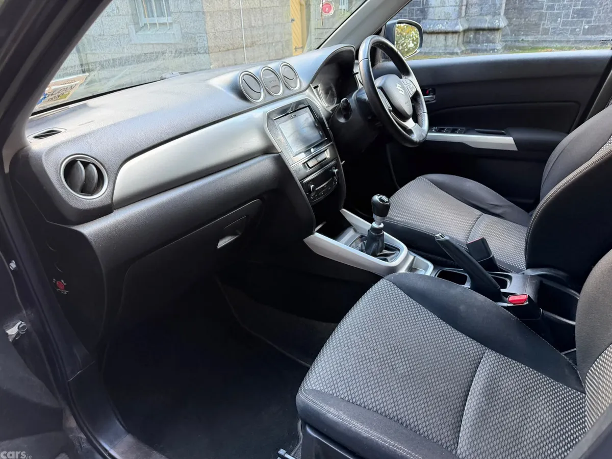 Suzuki Vitara SUV, Diesel, 2016, Black