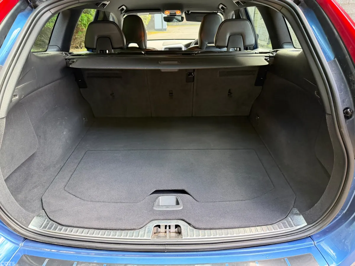 Volvo XC60 SUV, Diesel, 2017, Blue