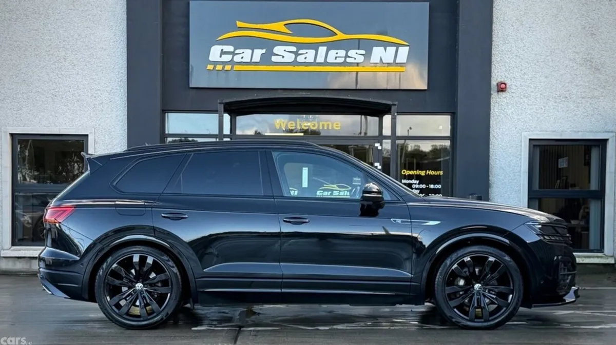 Volkswagen Touareg SUV, Diesel, 2023, Black