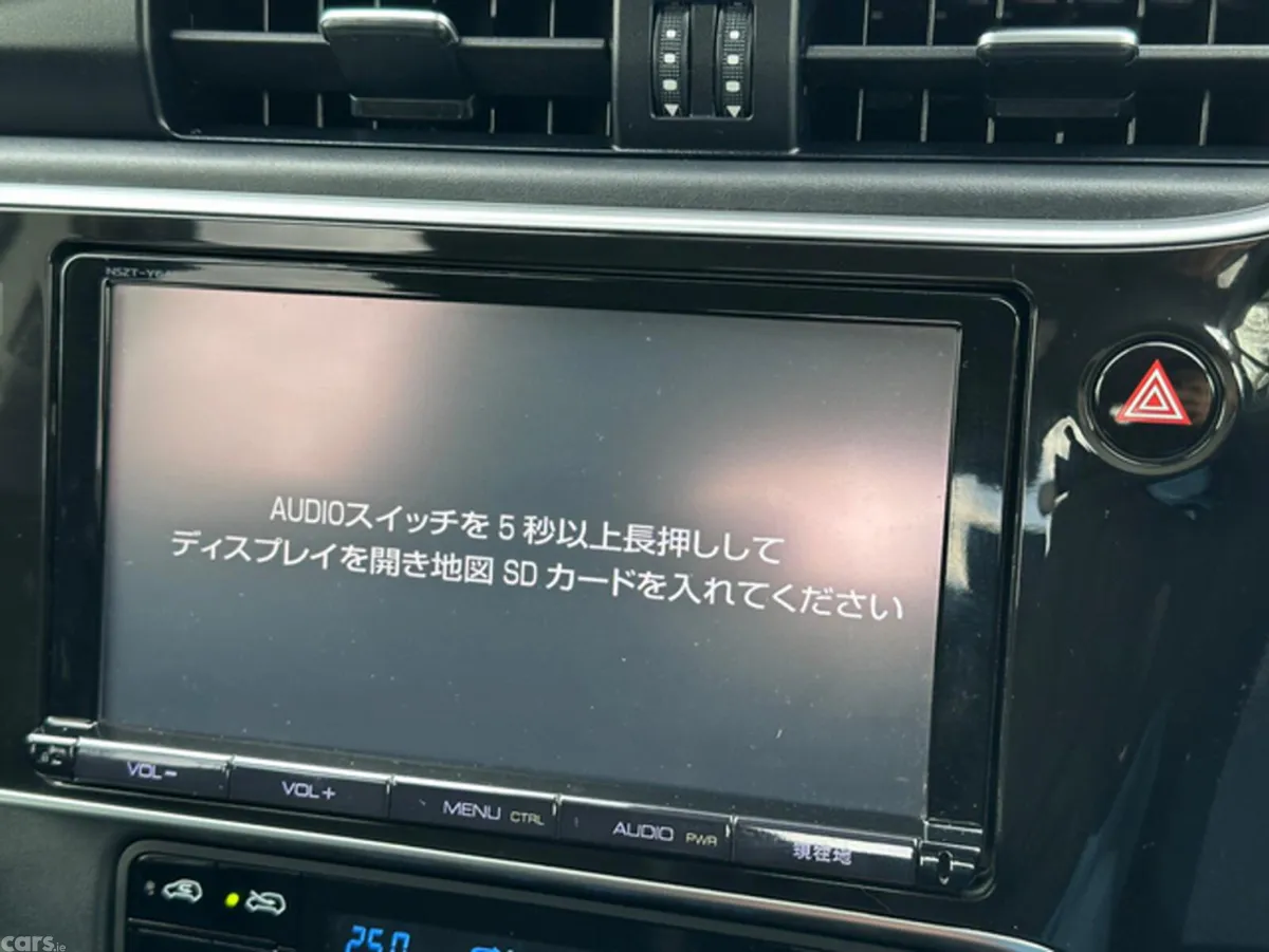 Toyota Auris Hatchback, Petrol Hybrid, 2016, Silver