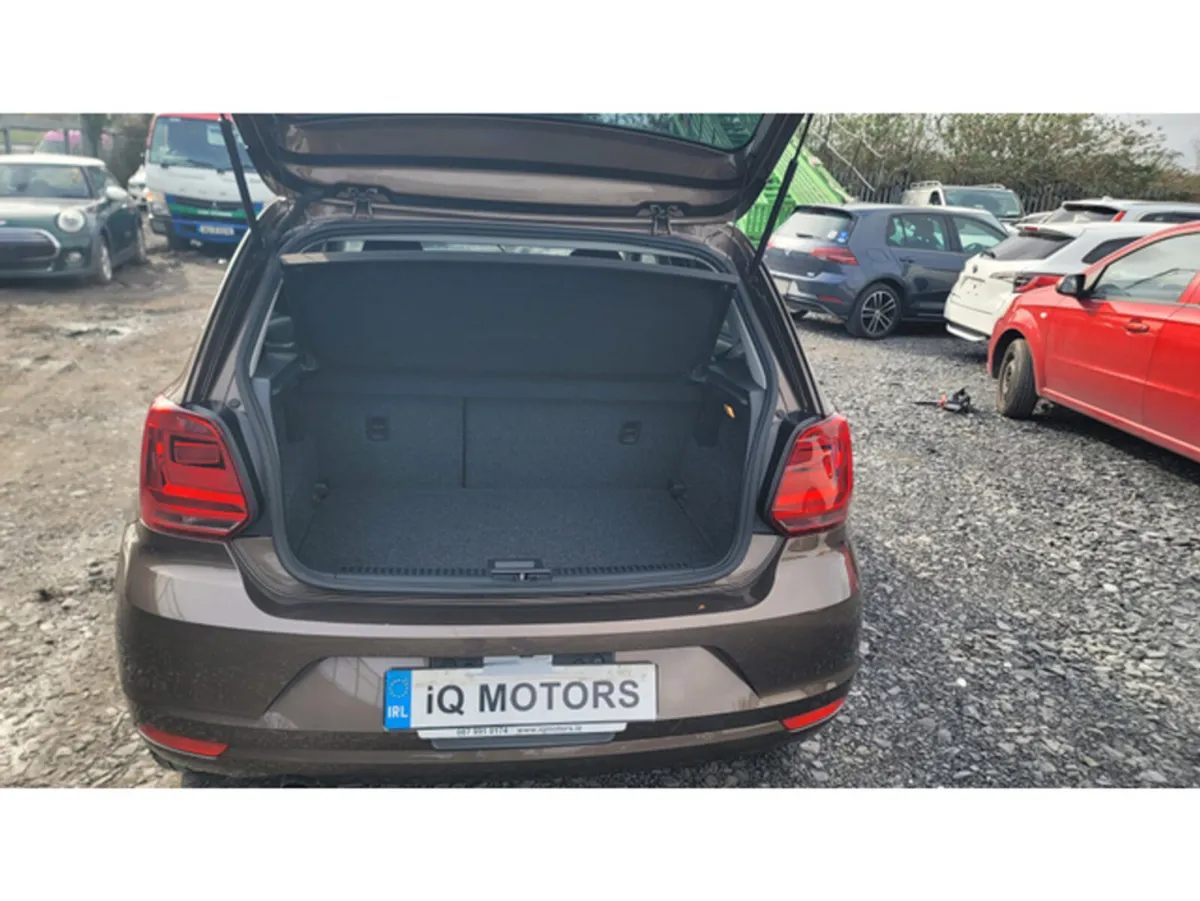 Volkswagen Polo Hatchback, Petrol, 2014, Brown