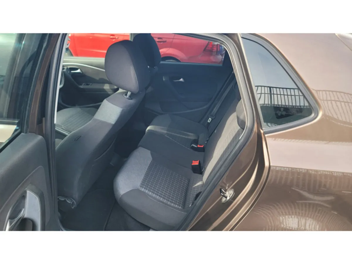 Volkswagen Polo Hatchback, Petrol, 2014, Brown
