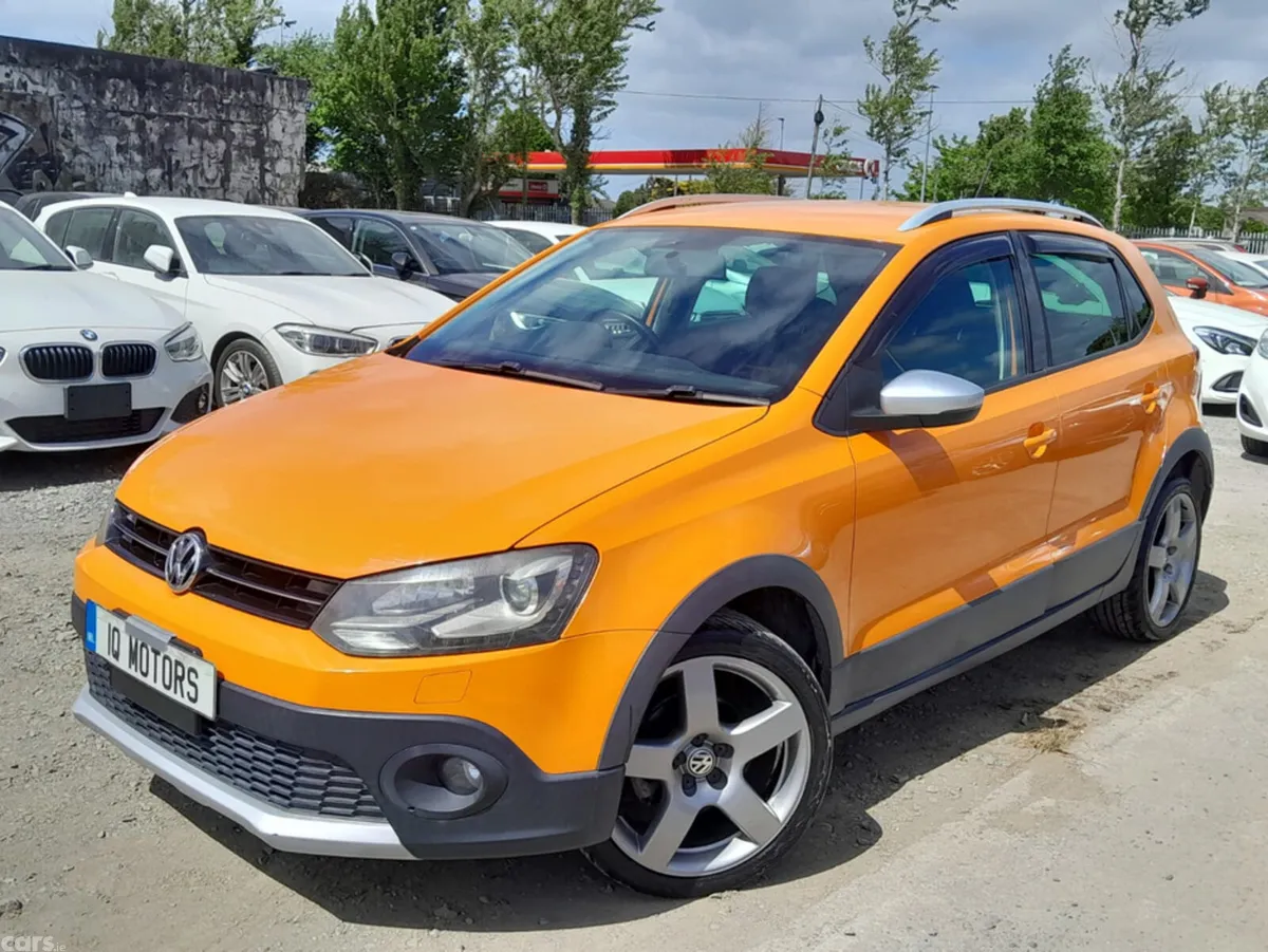 Volkswagen Polo Hatchback, Petrol, 2014, Orange