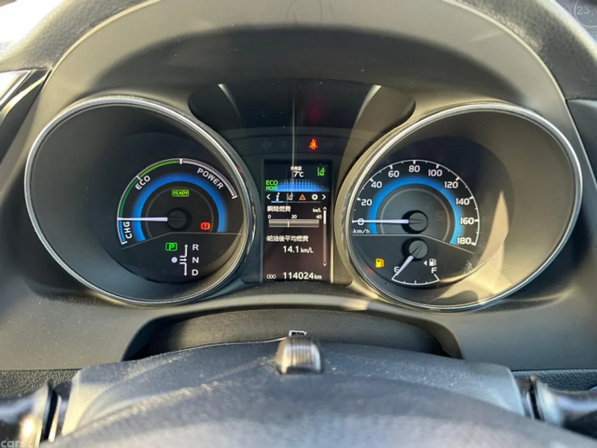 Toyota Auris Hatchback, Petrol Hybrid, 2016, Green