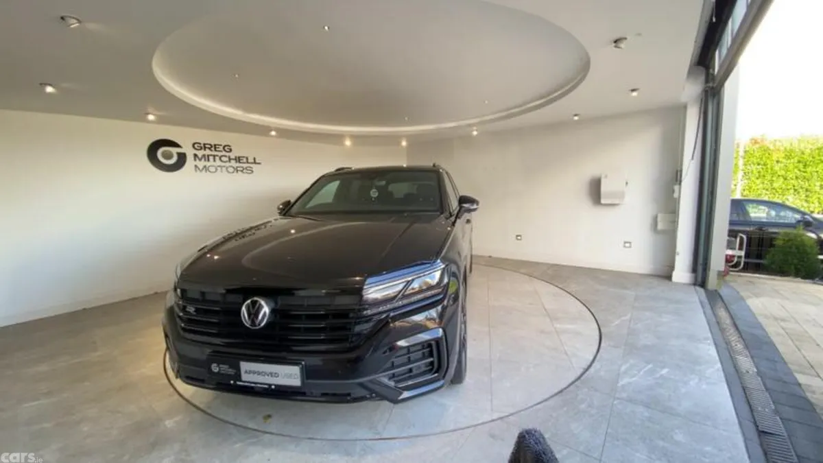 Volkswagen Touareg SUV, Diesel, 2022, Black