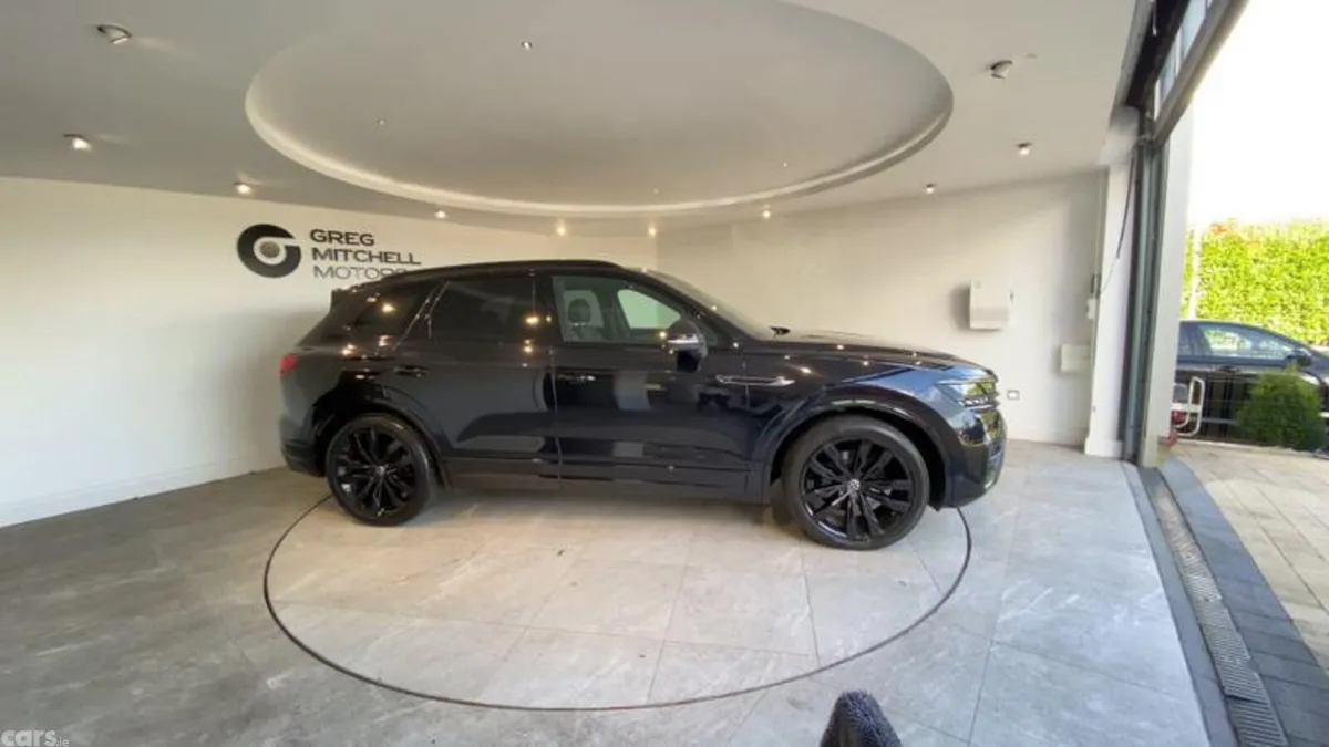 Volkswagen Touareg SUV, Diesel, 2022, Black