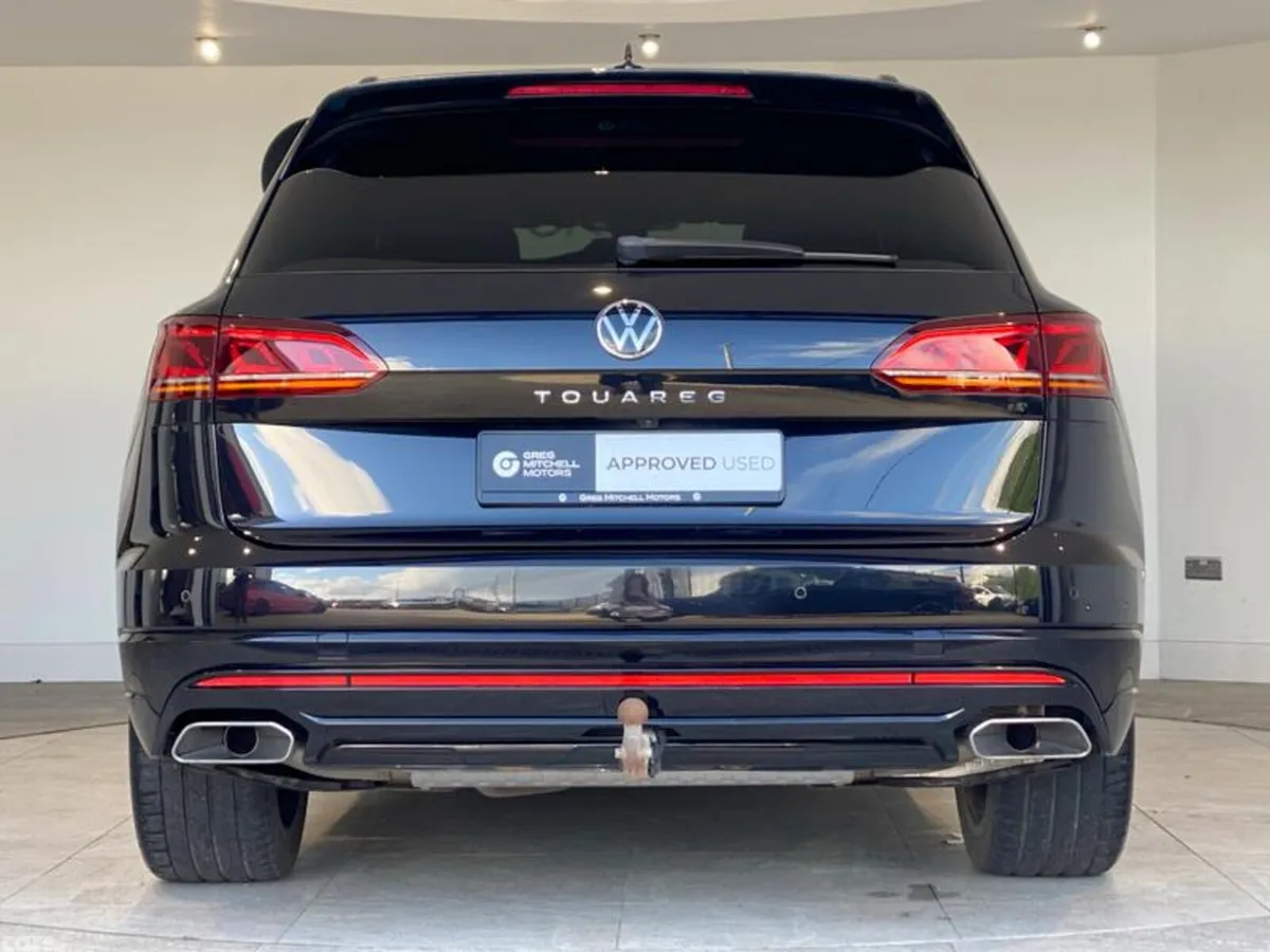 Volkswagen Touareg SUV, Diesel, 2022, Black
