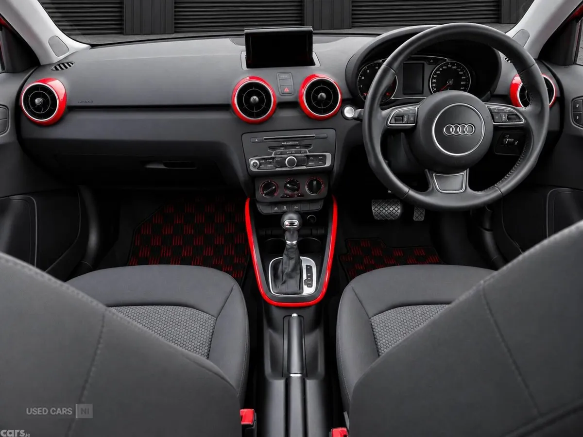 Audi A1 , Petrol, 2015, Red