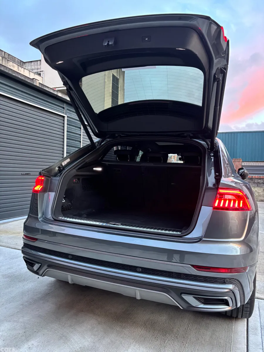 Audi Q8 Estate, Diesel, 2018, Grey