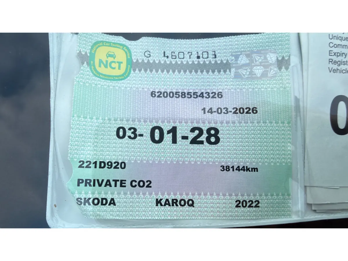 Skoda Karoq SUV, Petrol, 2022, Blue