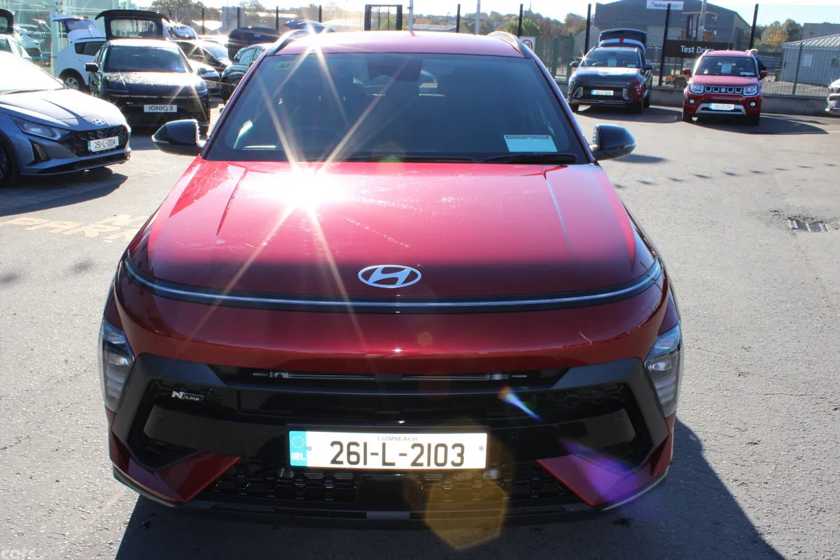 Hyundai KONA MPV, Petrol, 2026, Red