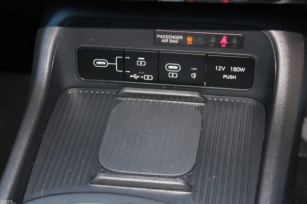 Hyundai KONA MPV, Petrol, 2026, Red