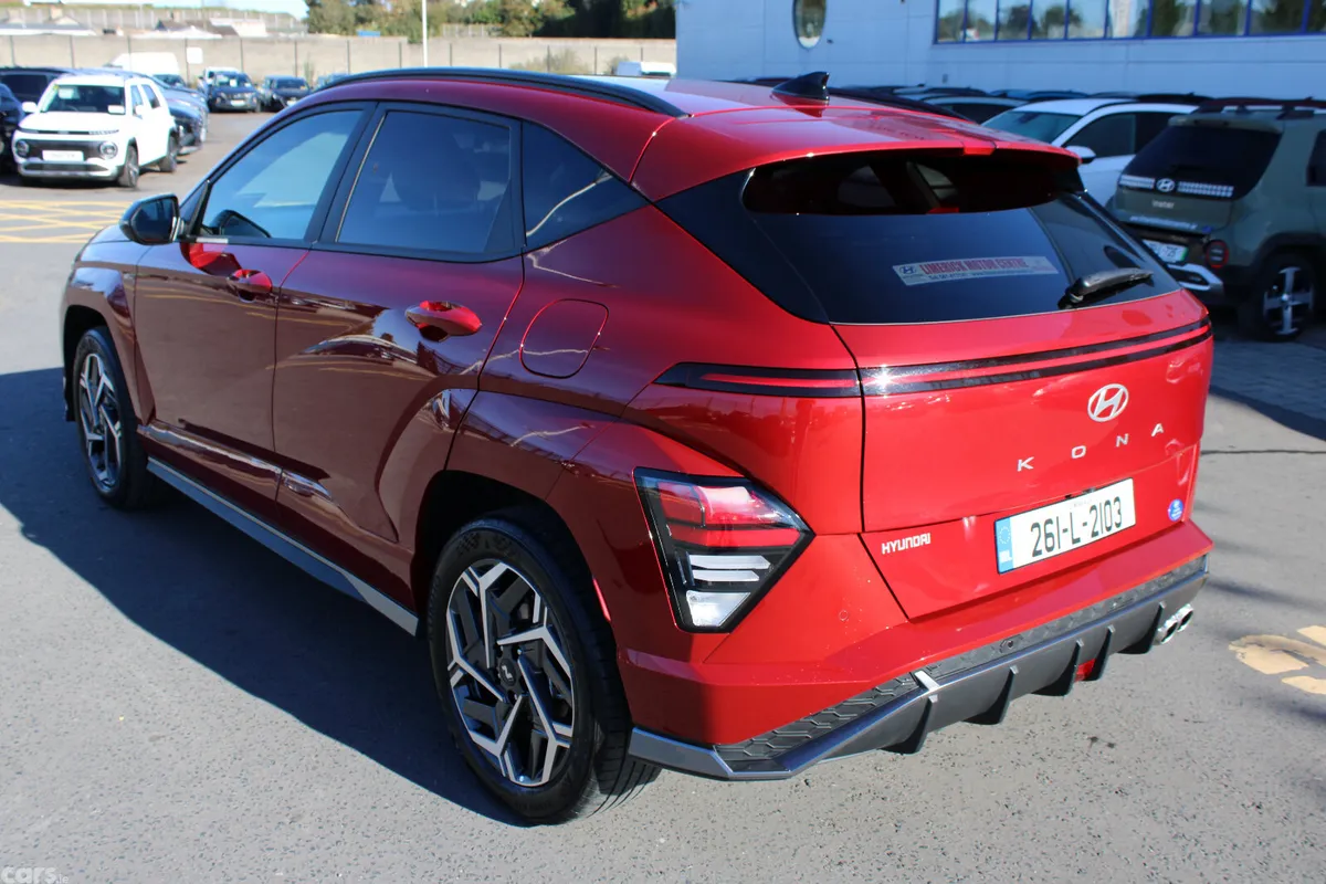 Hyundai KONA MPV, Petrol, 2026, Red