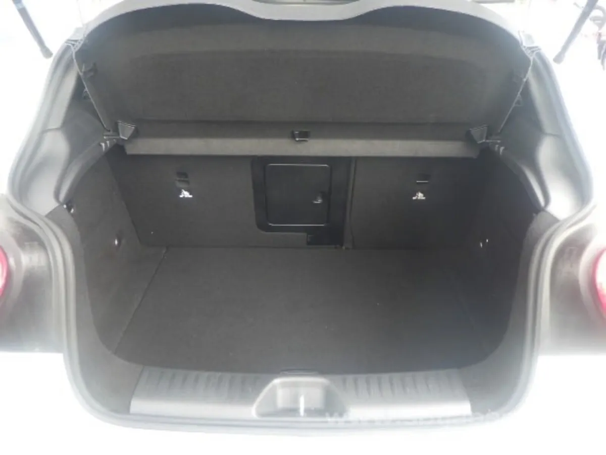 Mercedes-Benz A-Class Hatchback, Petrol, 2013, White