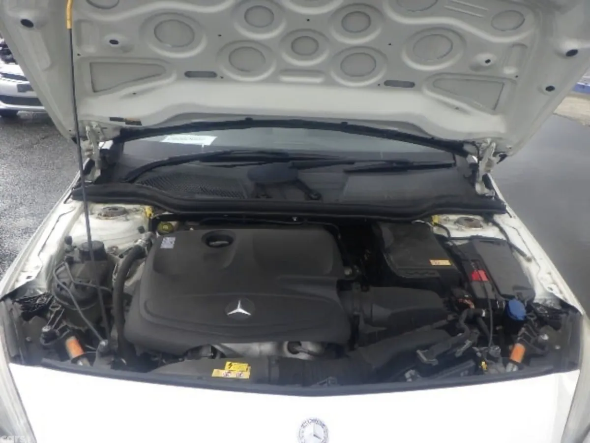 Mercedes-Benz A-Class Hatchback, Petrol, 2013, White