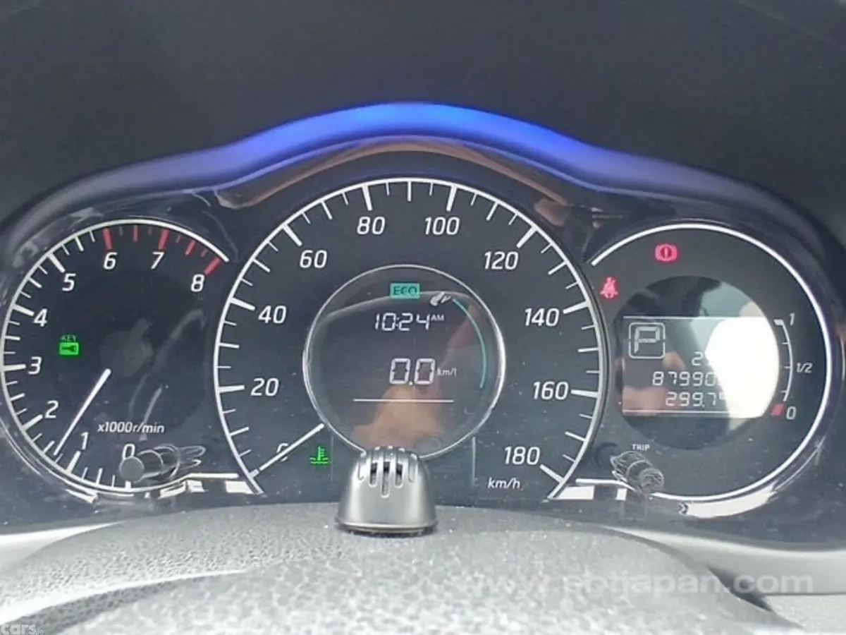 Nissan Note Hatchback, Petrol, 2014, Silver