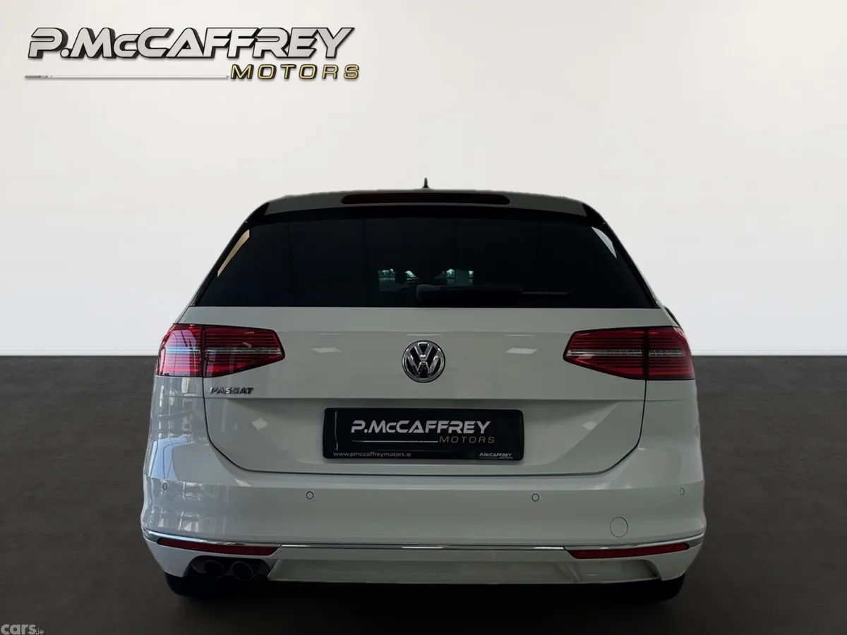 Volkswagen Passat Estate, Diesel, 2018, White