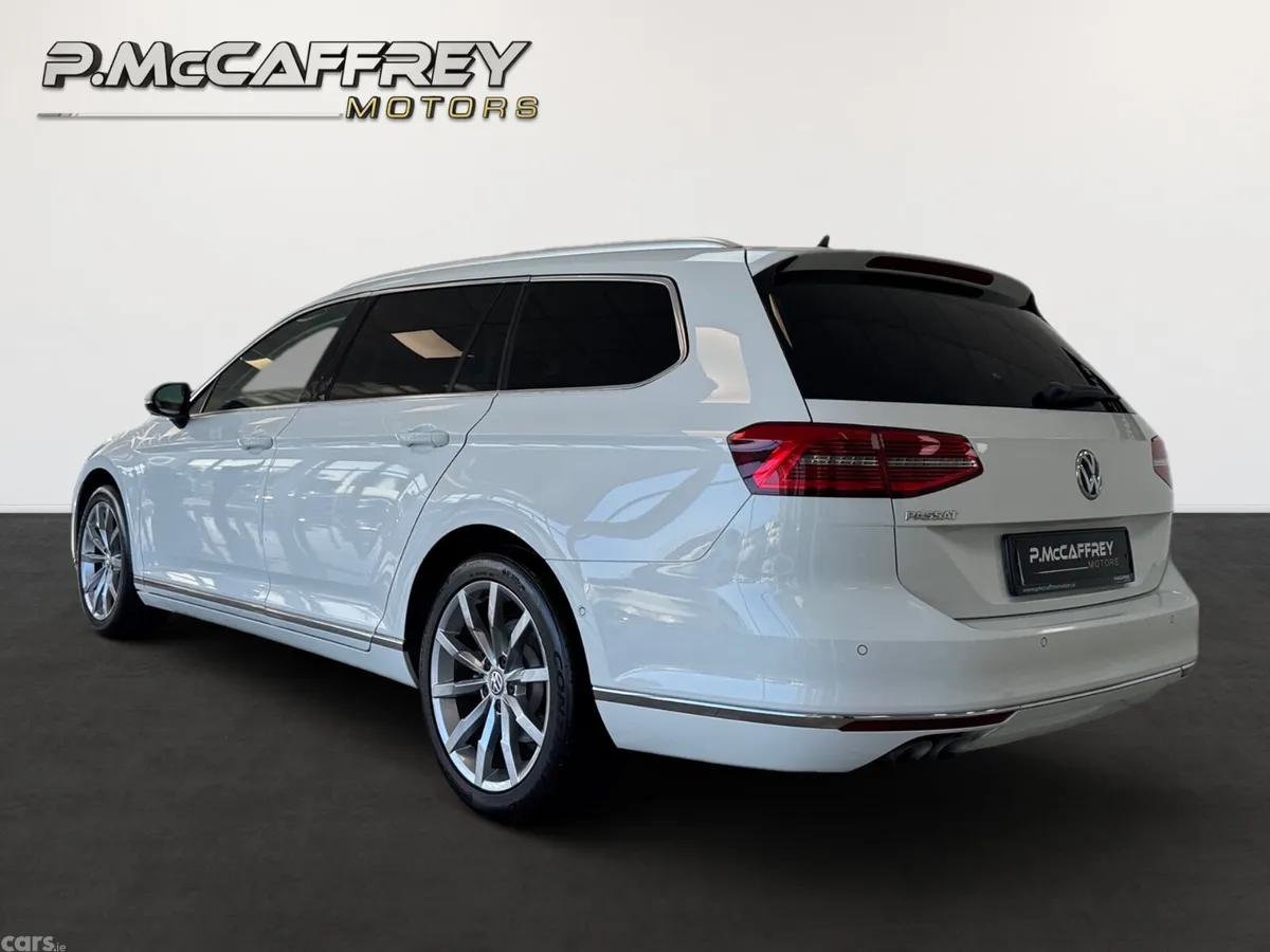 Volkswagen Passat Estate, Diesel, 2018, White