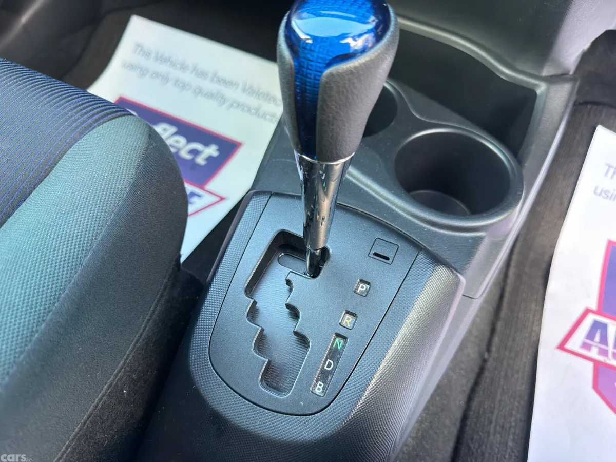 Toyota Aqua Hatchback, Petrol Hybrid, 2017, Silver