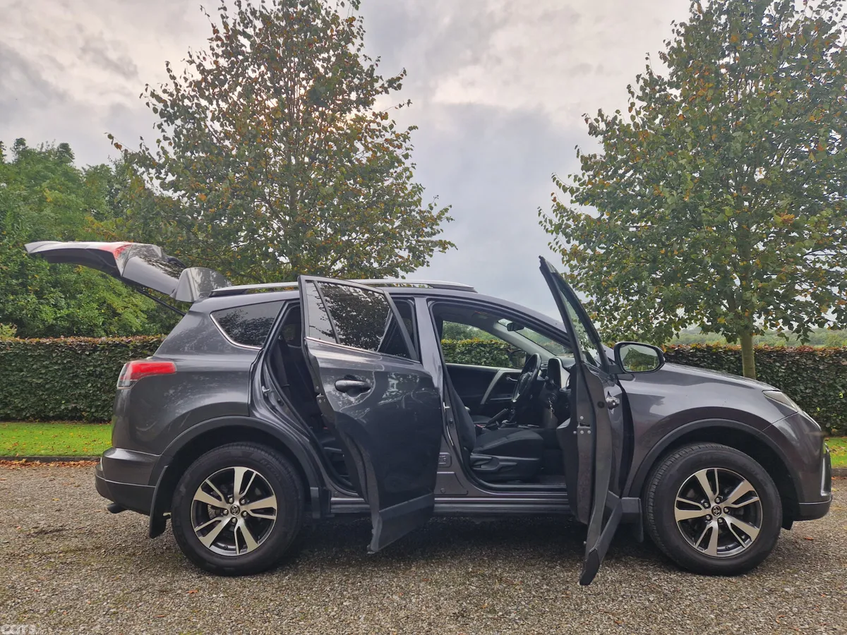 Toyota RAV4 SUV, Diesel, 2018, Grey