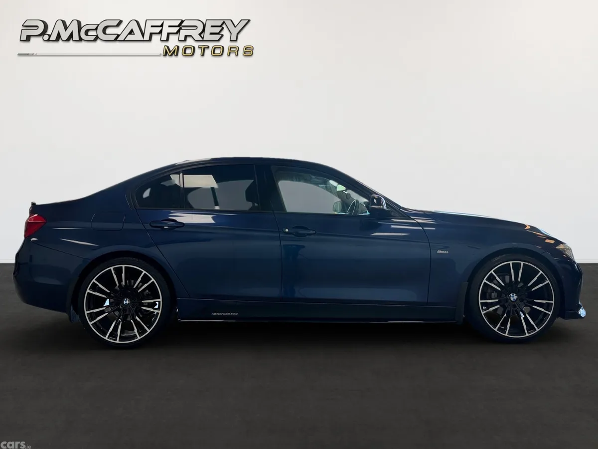 BMW 3-Series Saloon, Diesel, 2015, Blue