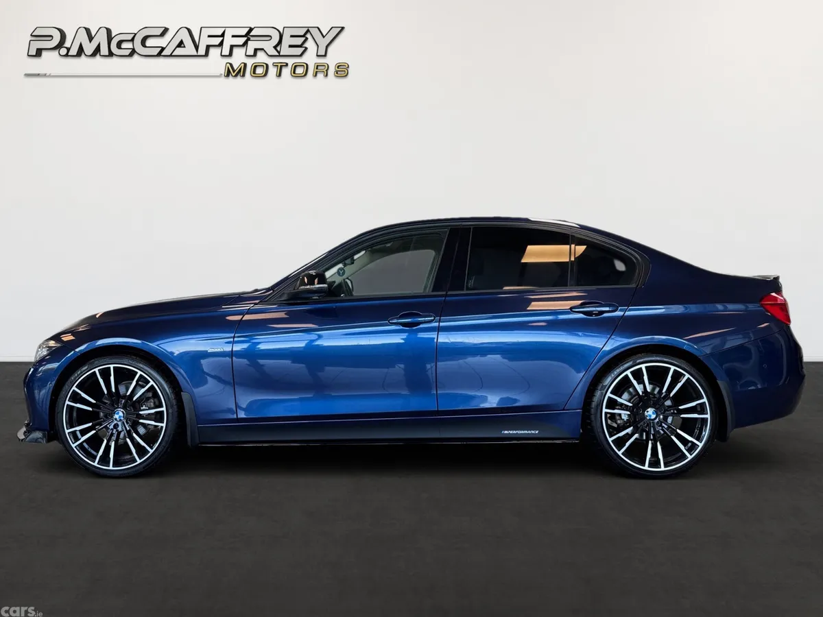 BMW 3-Series Saloon, Diesel, 2015, Blue