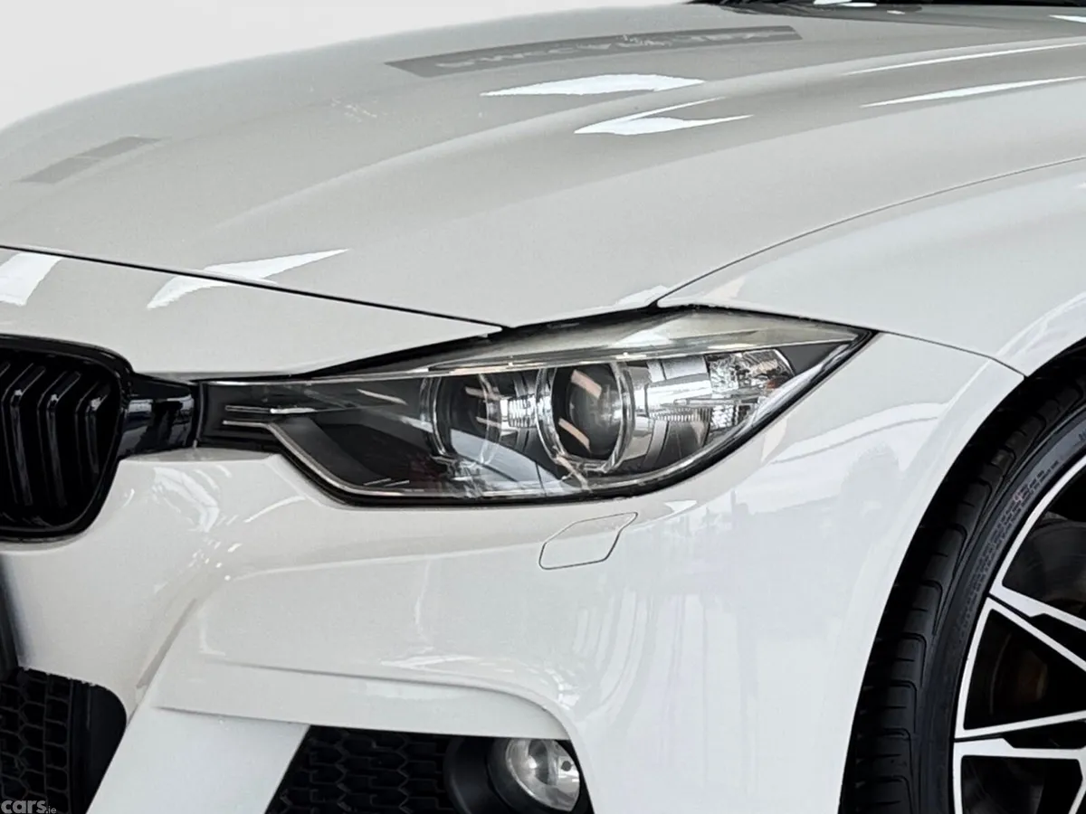 BMW 3-Series Saloon, Diesel, 2015, White