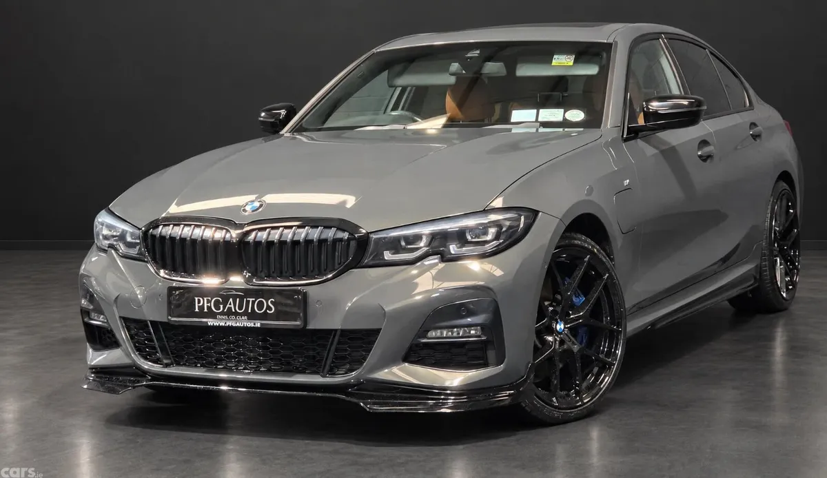 BMW 3-Series Saloon, Petrol Plug-in Hybrid, 2021, Grey