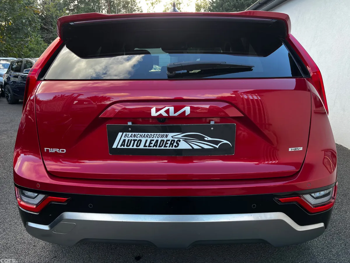 Kia Niro SUV, Petrol Hybrid, 2024, Red