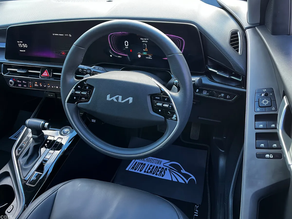 Kia Niro SUV, Petrol Hybrid, 2024, Red