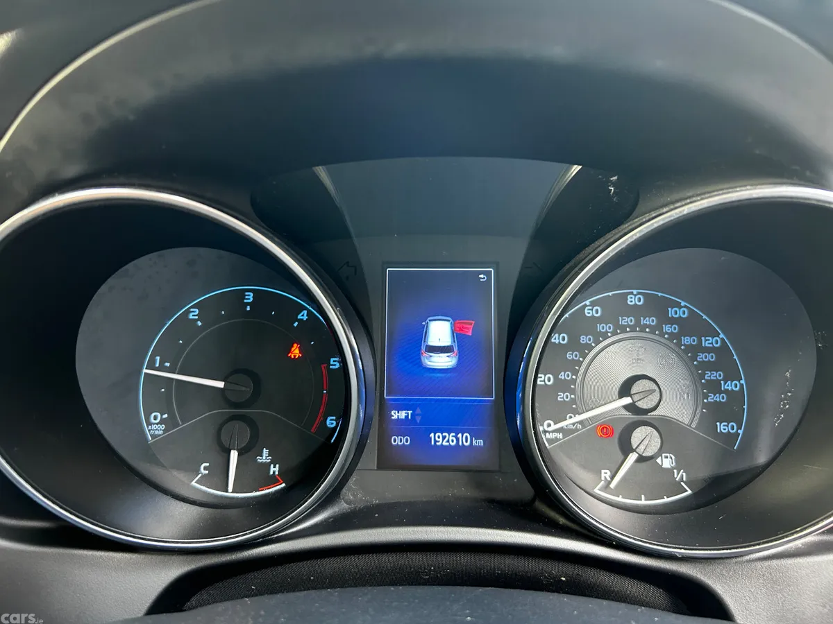 Toyota Auris Hatchback, Diesel, 2017, Blue