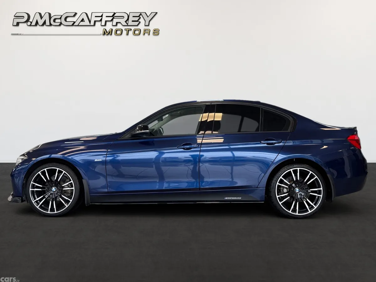 BMW 3-Series Saloon, Diesel, 2016, Blue
