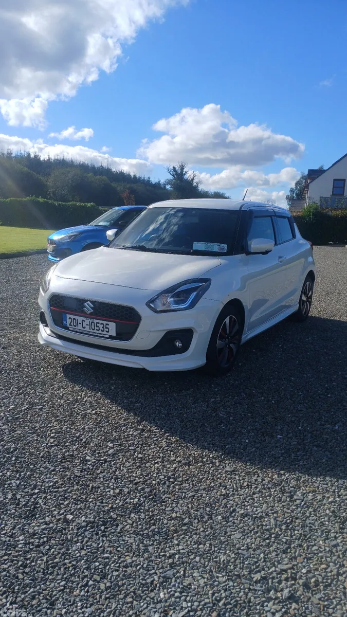 Suzuki Swift Hatchback, Petrol, 2020, White