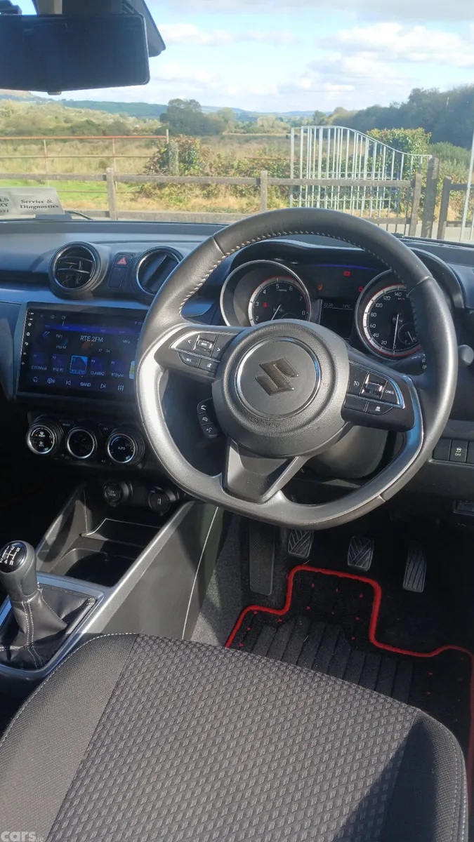 Suzuki Swift Hatchback, Petrol, 2020, White