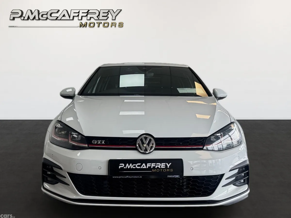 Volkswagen Golf Hatchback, Petrol, 2018, White