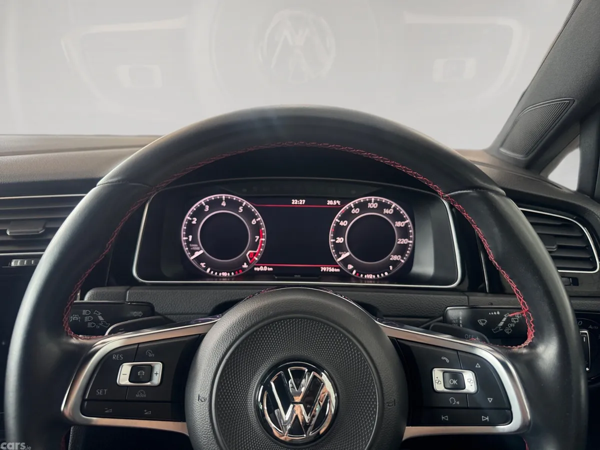 Volkswagen Golf Hatchback, Petrol, 2018, White
