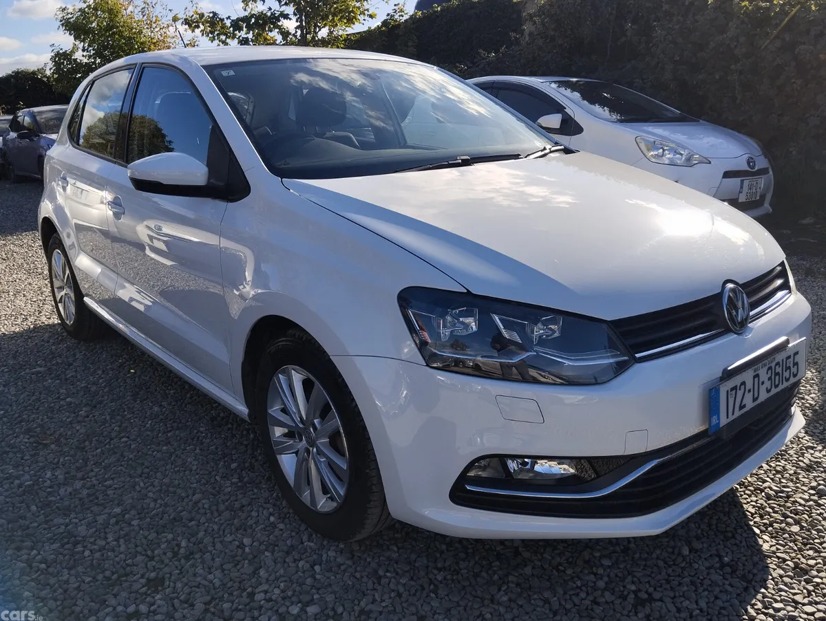 Volkswagen Polo Hatchback, Petrol, 2017, White
