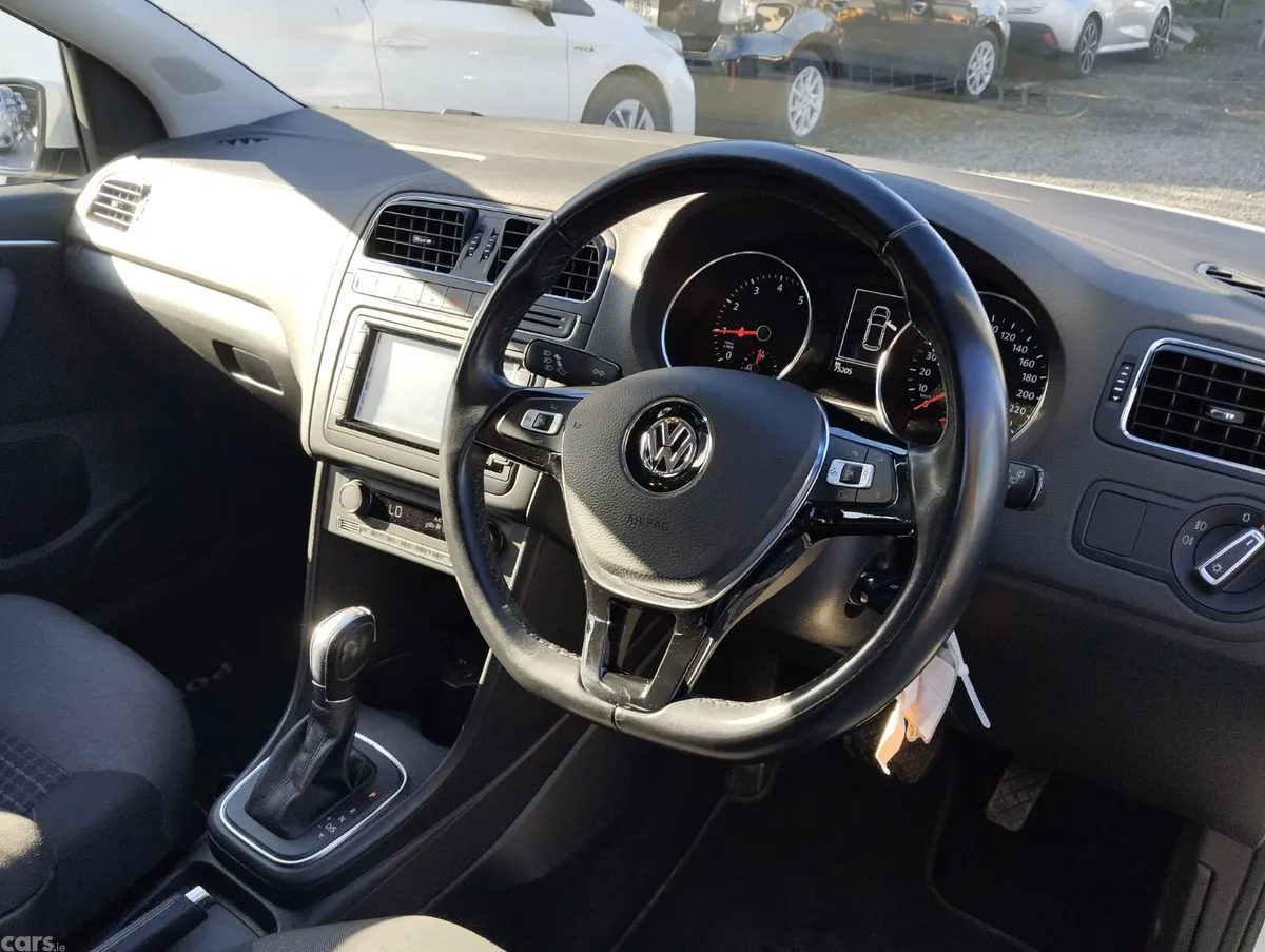 Volkswagen Polo Hatchback, Petrol, 2017, White