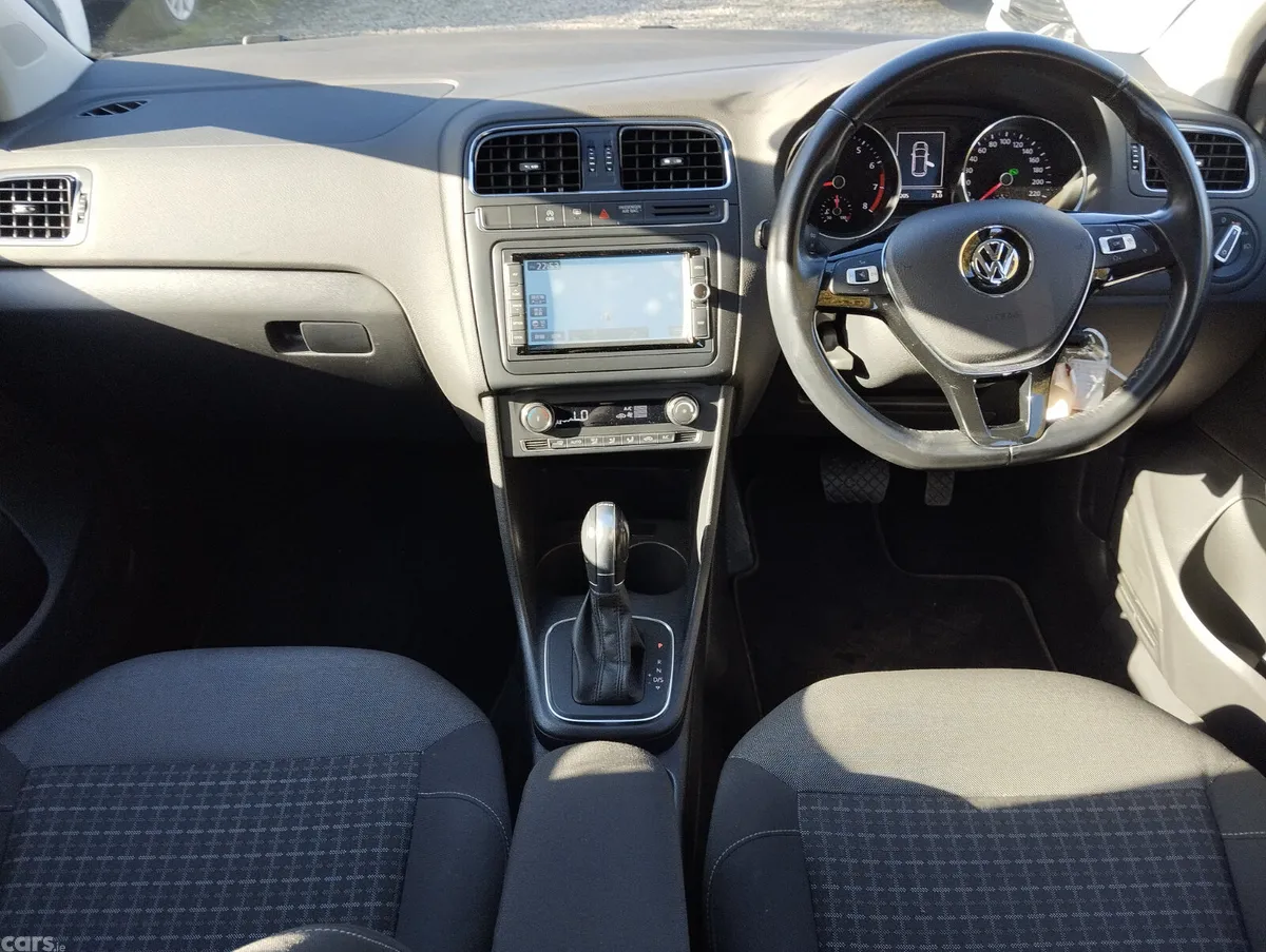 Volkswagen Polo Hatchback, Petrol, 2017, White