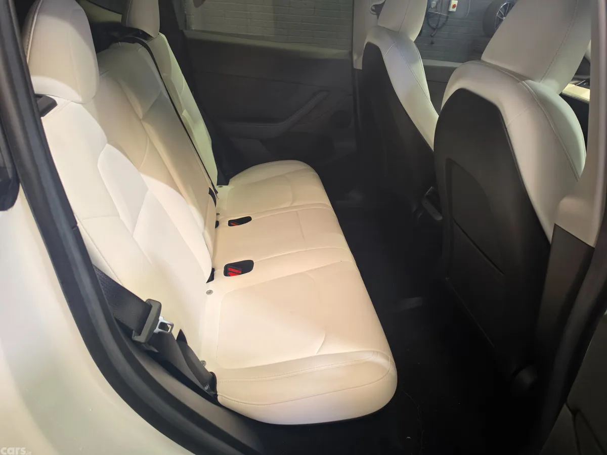 Tesla Model Y MPV, Electric, 2023, White