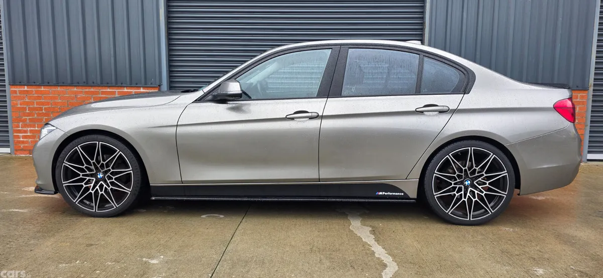 BMW 3-Series Saloon, Diesel, 2018, Silver
