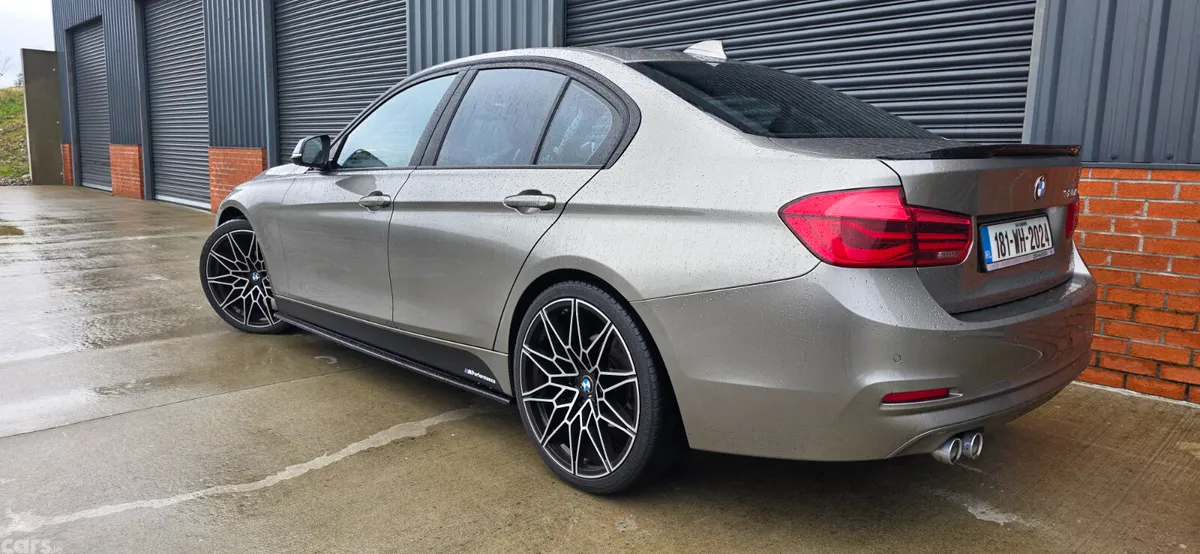 BMW 3-Series Saloon, Diesel, 2018, Silver